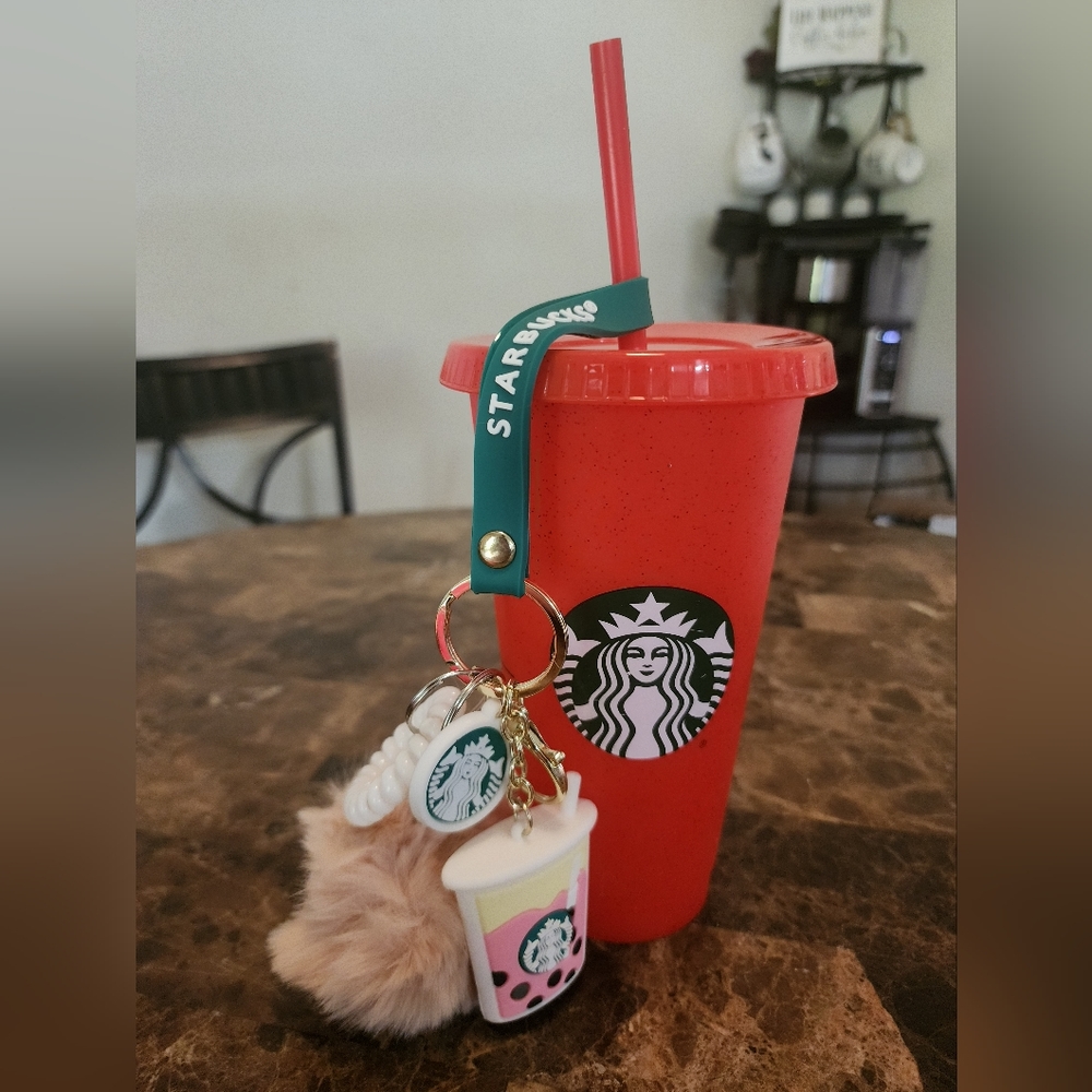 Starbucks Reusable Glitter "Red" Cup with Starbucks Keychain.